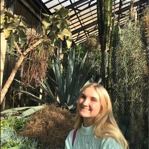 Meet your Posher, Meredith